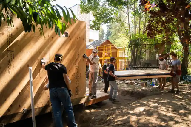 Seattle Residents Open Their Backyards to Host Tiny Homes For Their Homeless Neighbors