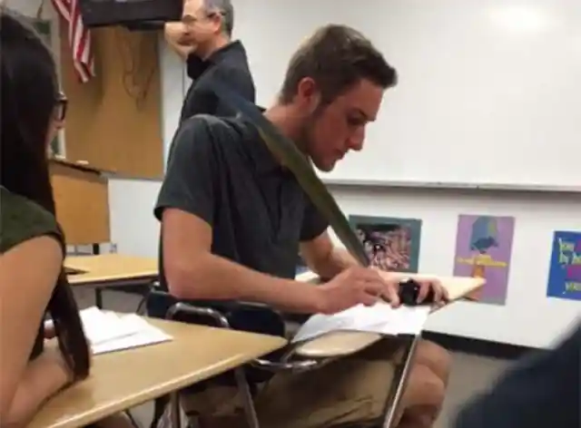 Hilarious Teachers You Totally Wish You Had In High School