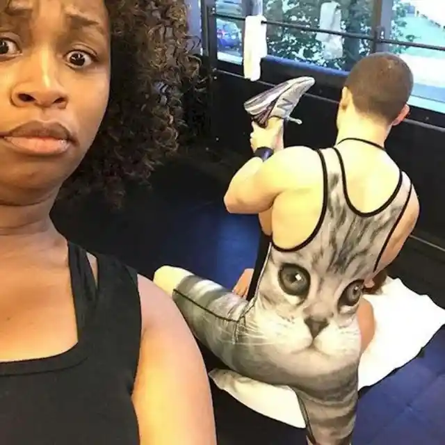 Hilarious Photos Taken At The Gym