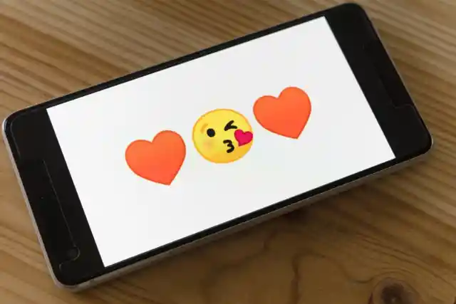 This Is How Emojis Help To Improve Our Communication