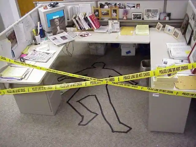 Hilarious Snapshots Of Office Life