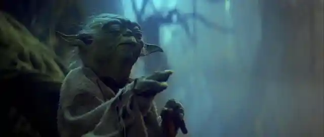Welche Farbe hat das Lichtschwert von Yoda?