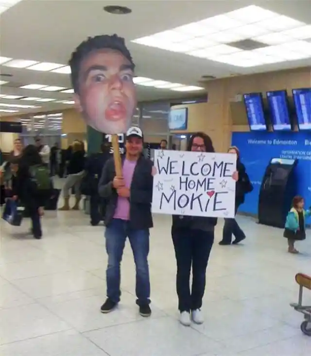 40 Funny Airport Welcome Sign Ideas