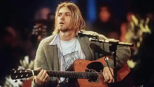 Kurt Cobain hair sells for over $14,000 in auction