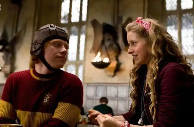 Real-Life Harry Potter Couples Who Prove Love Spells Exist (2x backup)