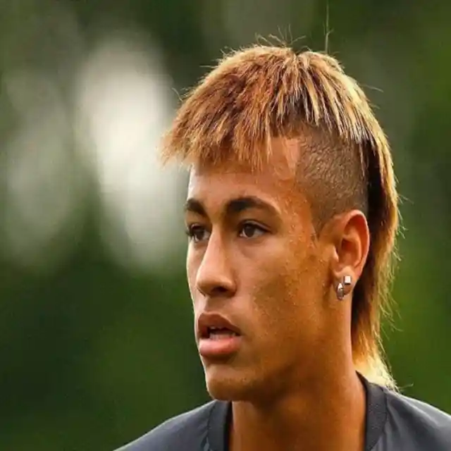 35 People That Decided To Get These Funny but Terrible Haircuts