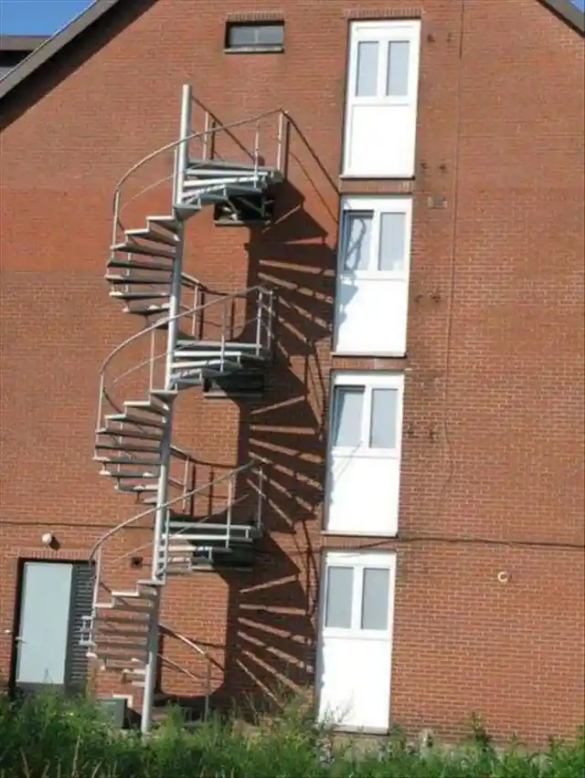 People Who Had Only One Job Yet Failed Spectacularly