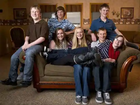 20 Years On, The World’s First Surviving Septuplets