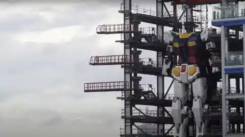 Japan Now Has A 60-Foot Robot And It's Already Walking!